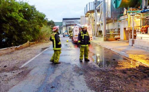 Firefighters were at the Condong Sugar Mill for almost 14 hours over two days after heat sources were detected in 700 tonnes of sugar cane mulch. Firefighters were at the Condong Sugar Mill for almost 14 hours over two days after heat sources were detected in 700 tonnes of sugar cane mulch.